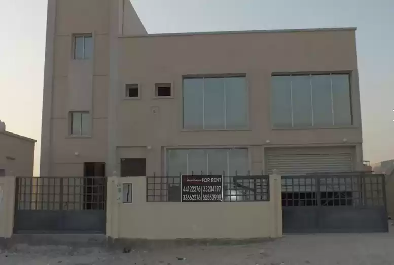 Comercial Listo Propiedad U / F Almacén  alquiler en al-sad , Doha #9163 - 1  image 